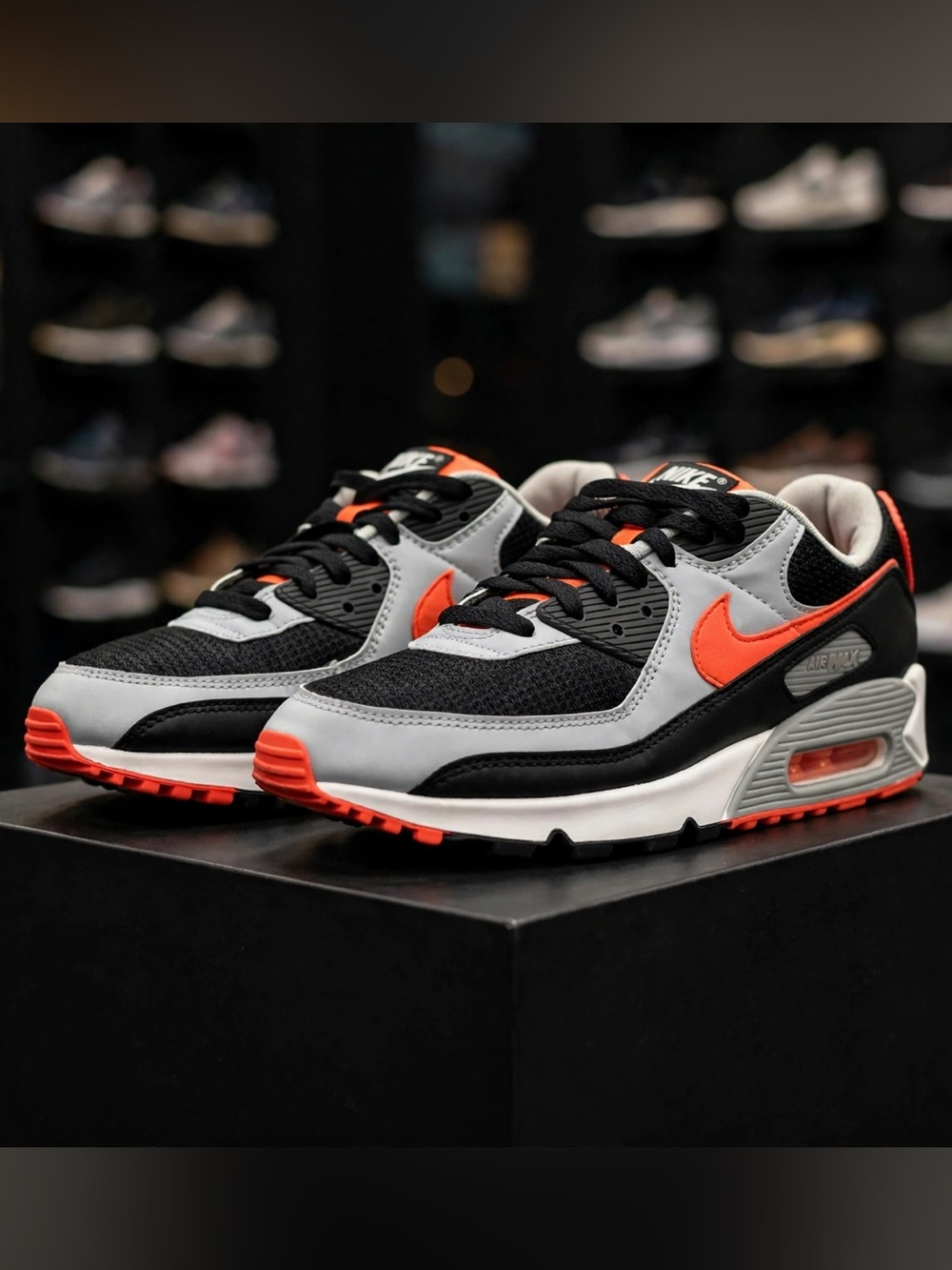 Nike Air Max 90 'Radiant Red' (2020)